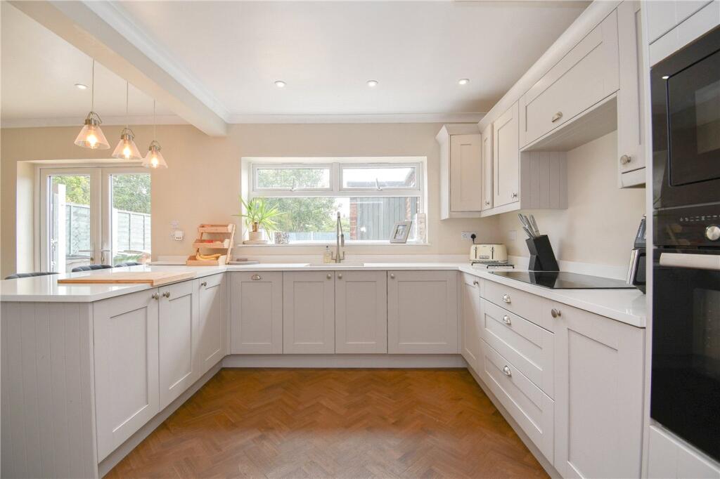 Tern Way, Moreton, Wirral photo 2
