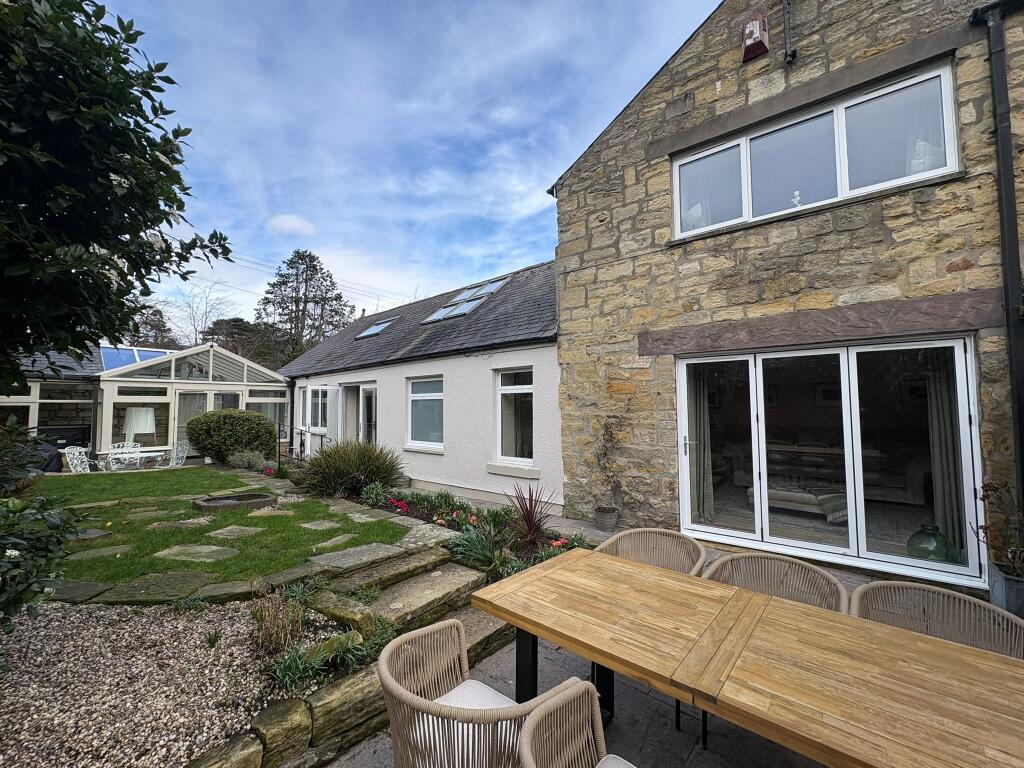 Main image of property: Iris Cottage, 4 St. Lawrence Court, Warkworth, Morpeth