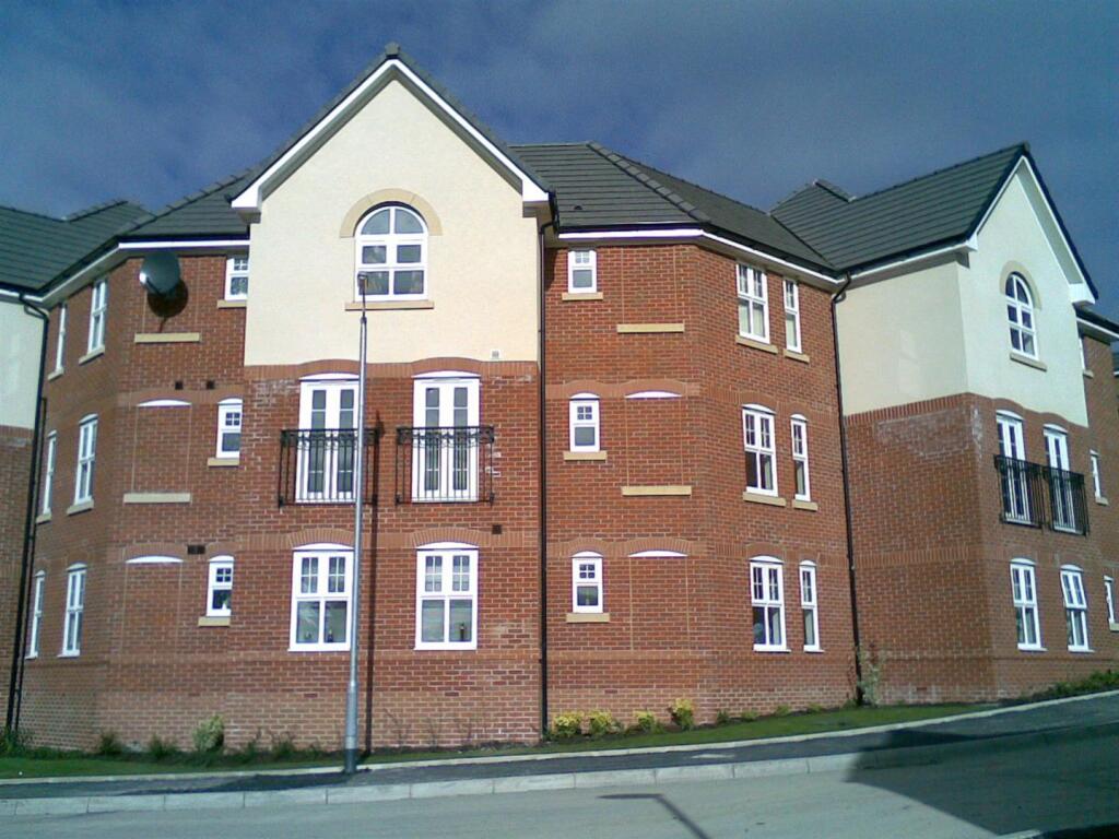 Main image of property: The Links, Hyde