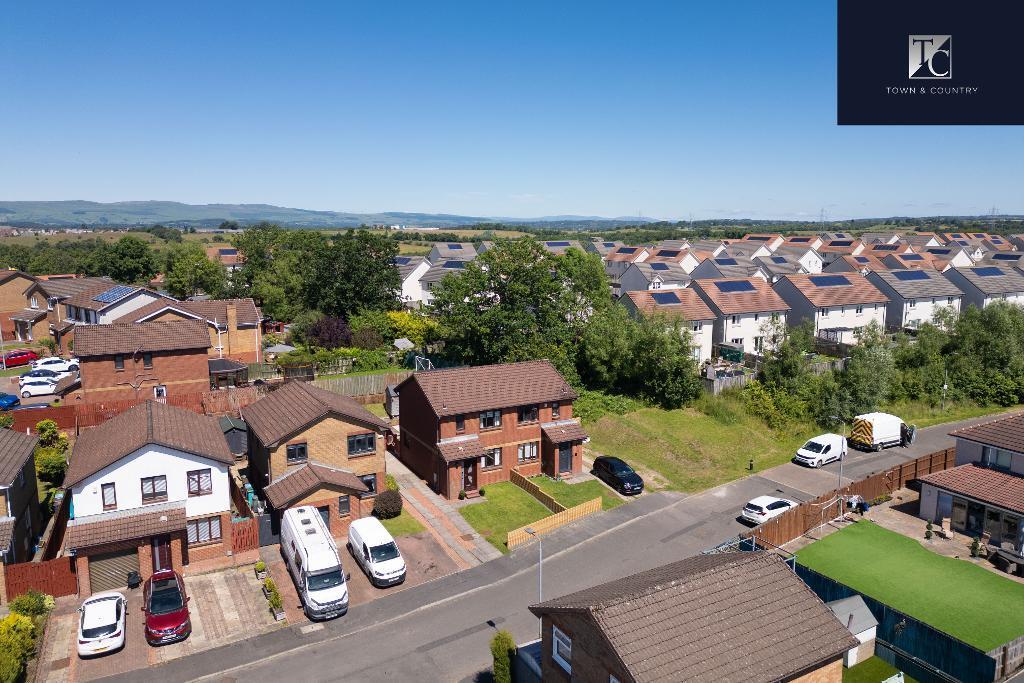 House in Gartcosh, North Lanarkshire - View 2