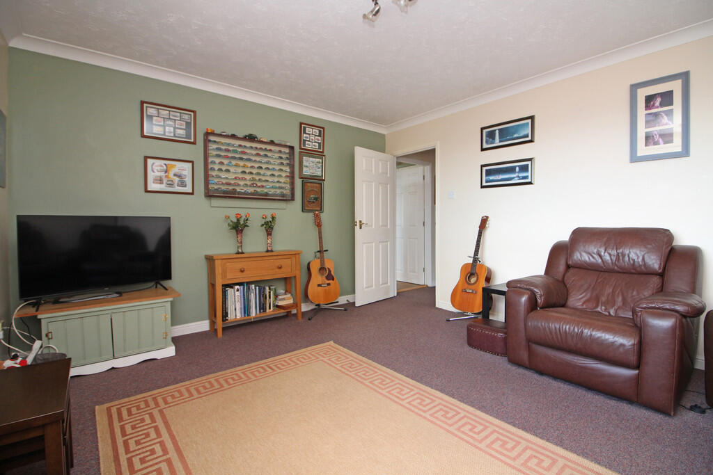 Anne Stannard Way, Bacton photo 4