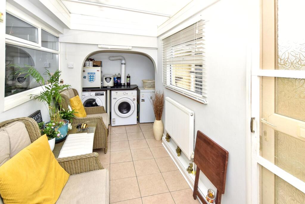 Elham Close, Margate, CT9 - View 3