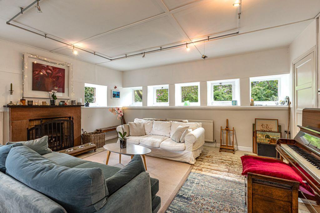 House in Galashiels, The Scottish Borders - View 4
