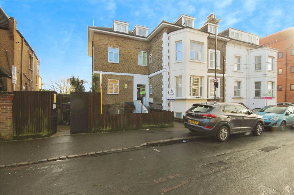 Main image of property: Eldon Park, London, SE25