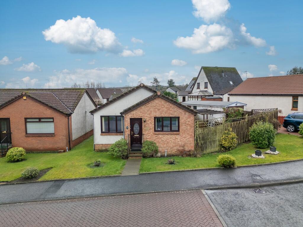 Main image of property: Bath Street, Kelty, KY4