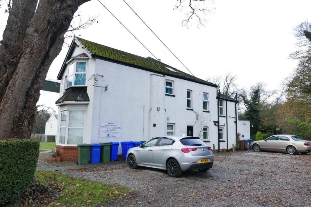 Main image of property: Flat 3 Riverside, Cliff Road, Hessle, HU13 0HB