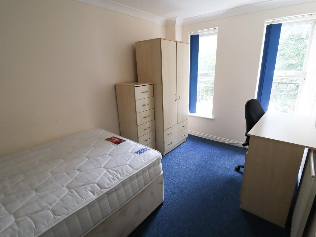 1 bedroom house share for rent