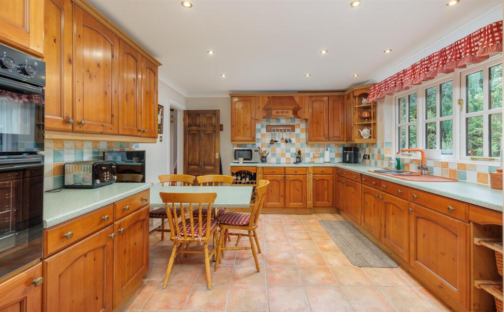House in Portsmouth - View 4