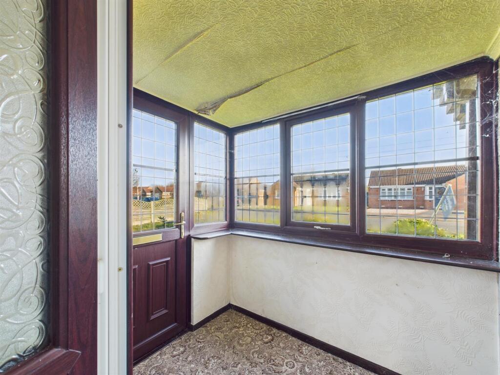 Winchester Drive, Mablethorpe photo 4