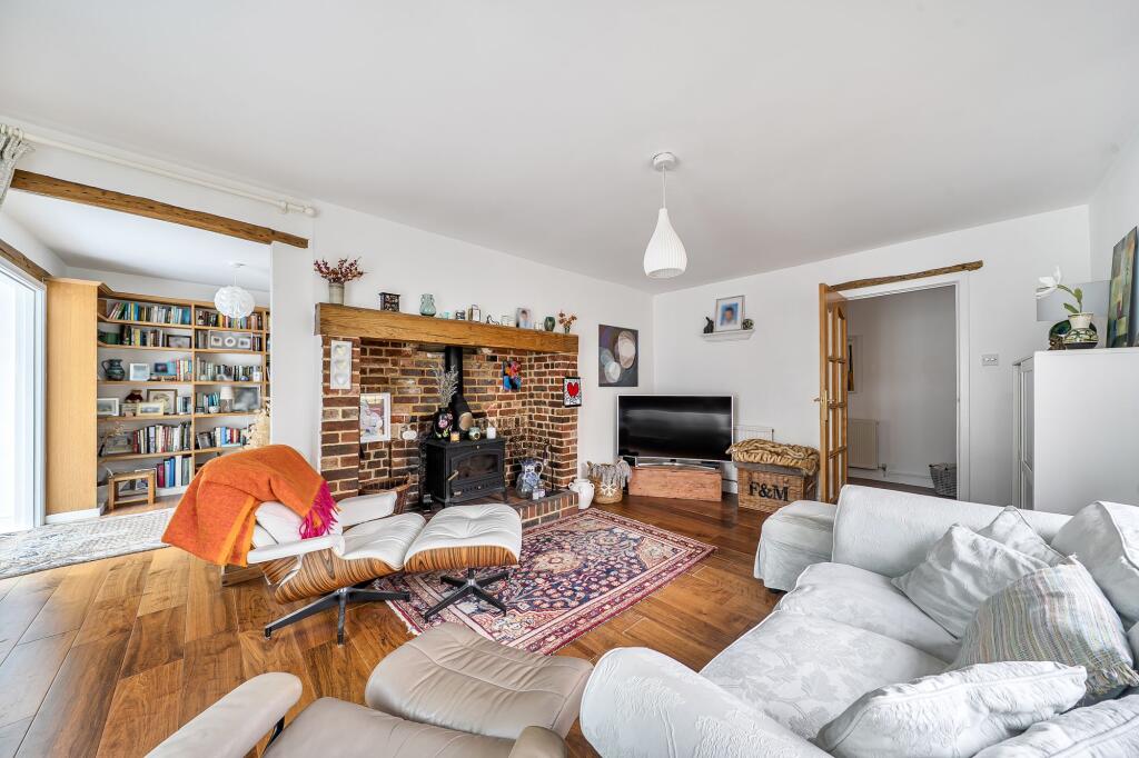 House in Redhill - View 5