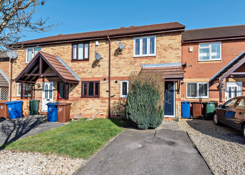 Main image of property: Heron Drive, Bicester, OX26