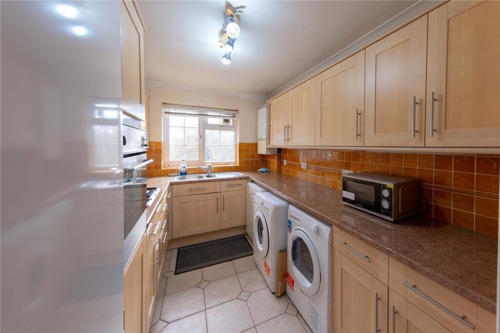 Apartment in London, Twyford - View 5