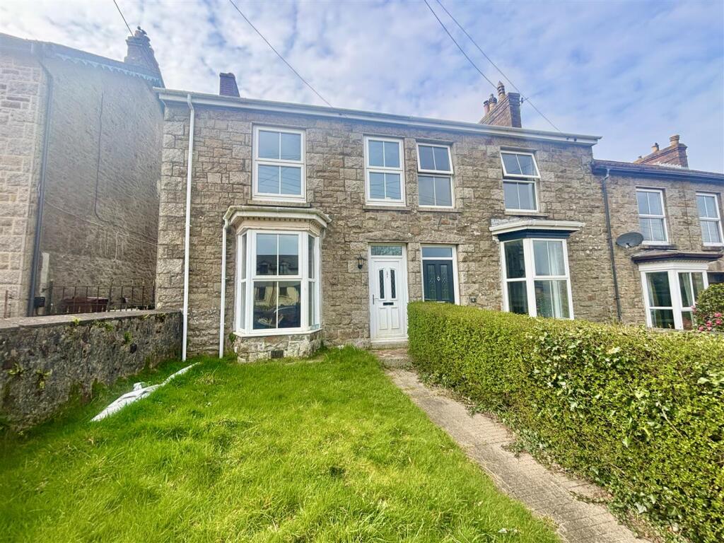 Main image of property: Station Hill, Praze