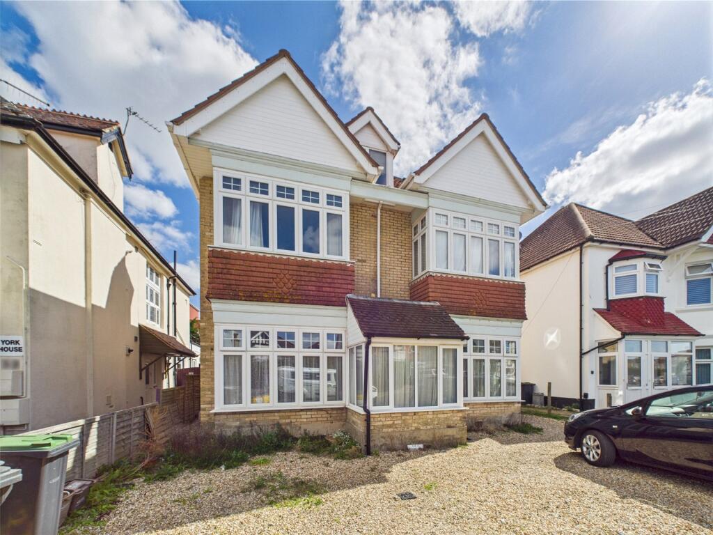 Main image of property: Stourcliffe Avenue, Southbourne, Bournemouth, BH6