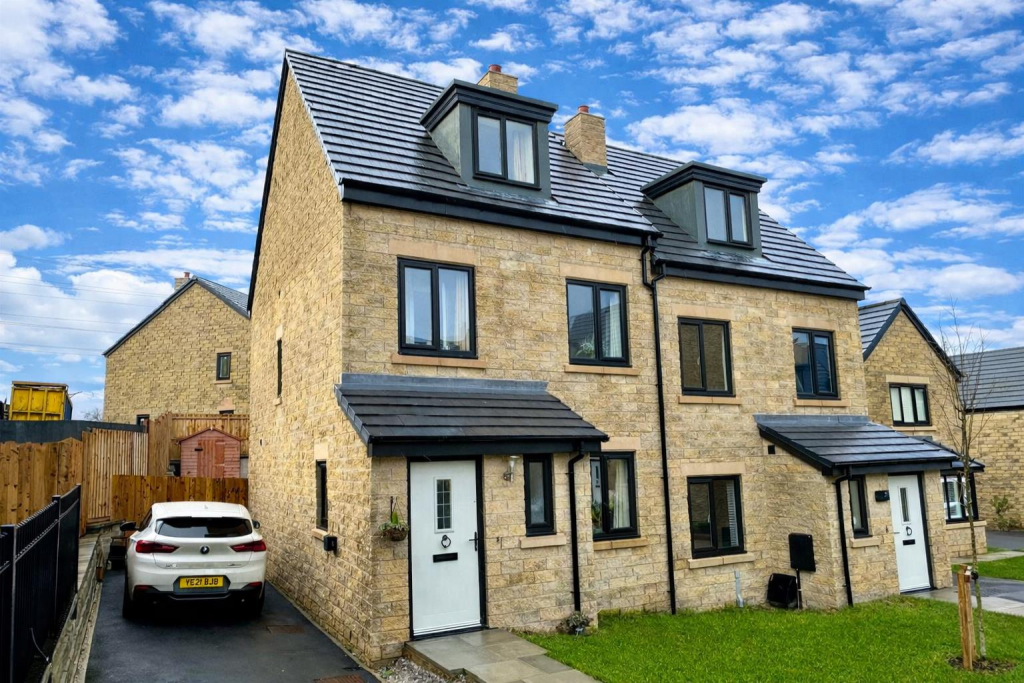 Main image of property: Barnes Street, New Mills