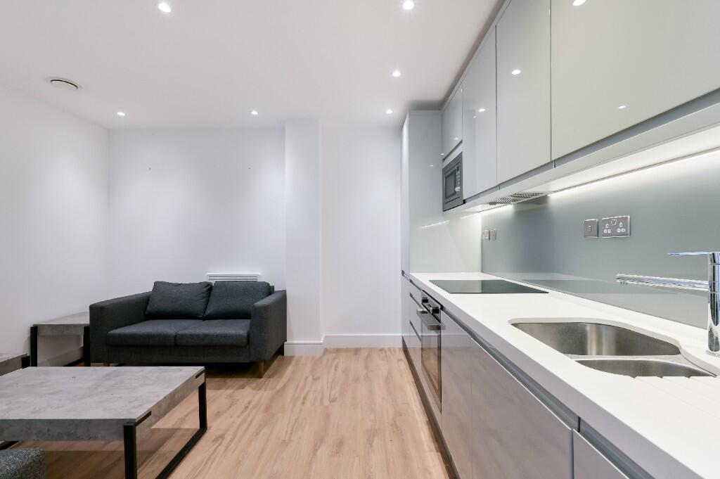 Main image of property: West Gate, London, W5