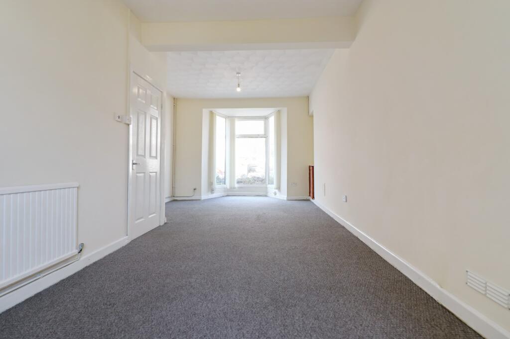 House in Swansea, Mayhill, Townhill - More