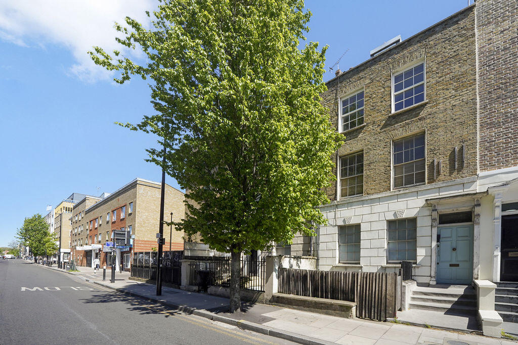 Main image of property: Cannon Street Road, E1