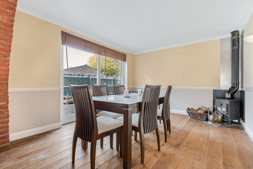 House in Cherwell, Elmsbrook, Bicester - View 3