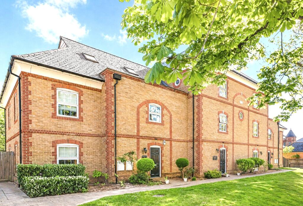 Main image of property: Pennington Drive, Enfield, N21