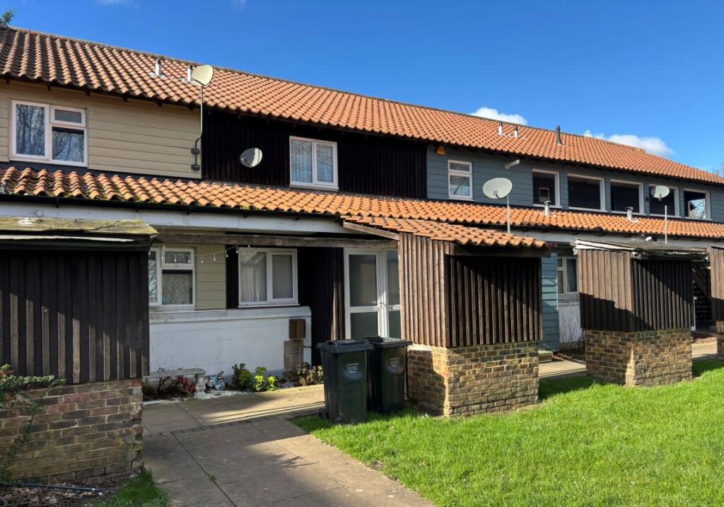 Main image of property: 60 Loxford, Basildon, Essex, SS13 1PD