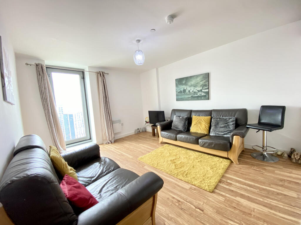Main image of property: Michigan Ave, MediaCity Uk, M50