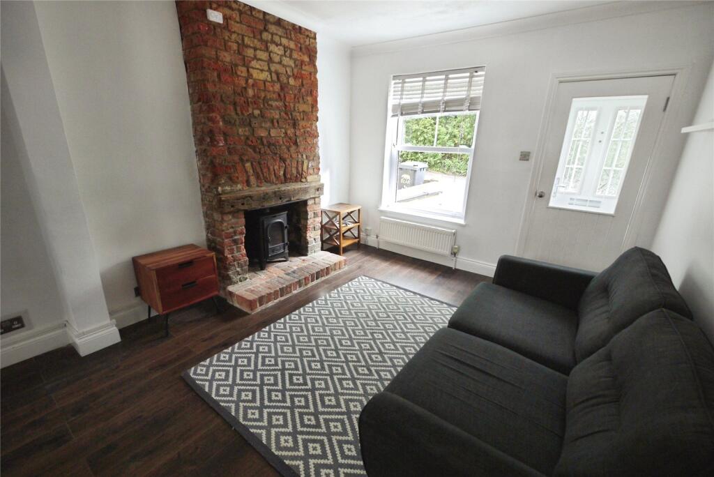 House in Brentwood, Navestock Side, Coxtie Green - View 3