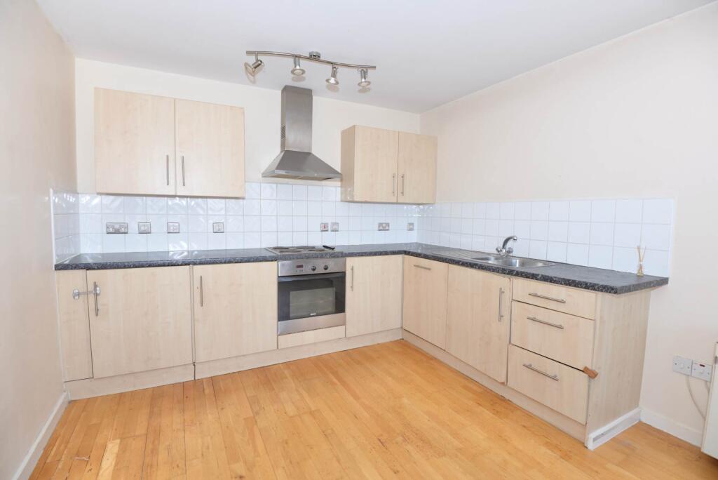 Apartment in London - View 5