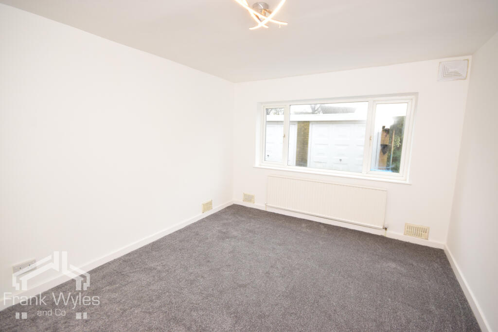 Flat 2, Tuxford Court, 33 Tuxford Road, Lytham St. Annes, Lancashire photo 4
