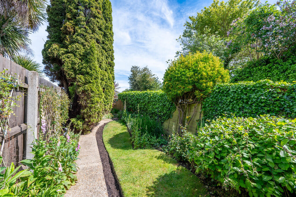 House in East Suffolk, Felixstowe - View 2