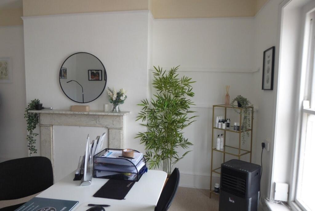 P1060872 p5BL.jpg