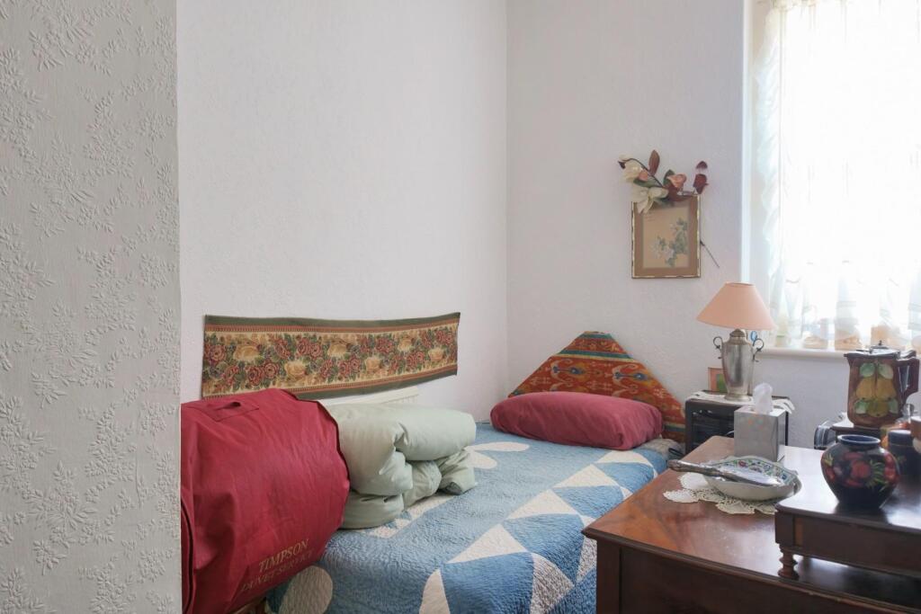 Apartment in Penarth - More