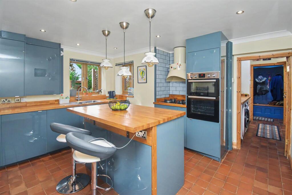 House in Northampton - View 4