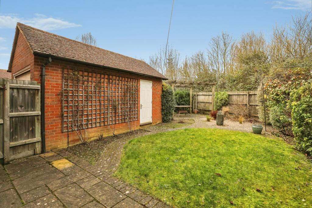 Cherry Court, Lower Cambourne, CB23 photo 4