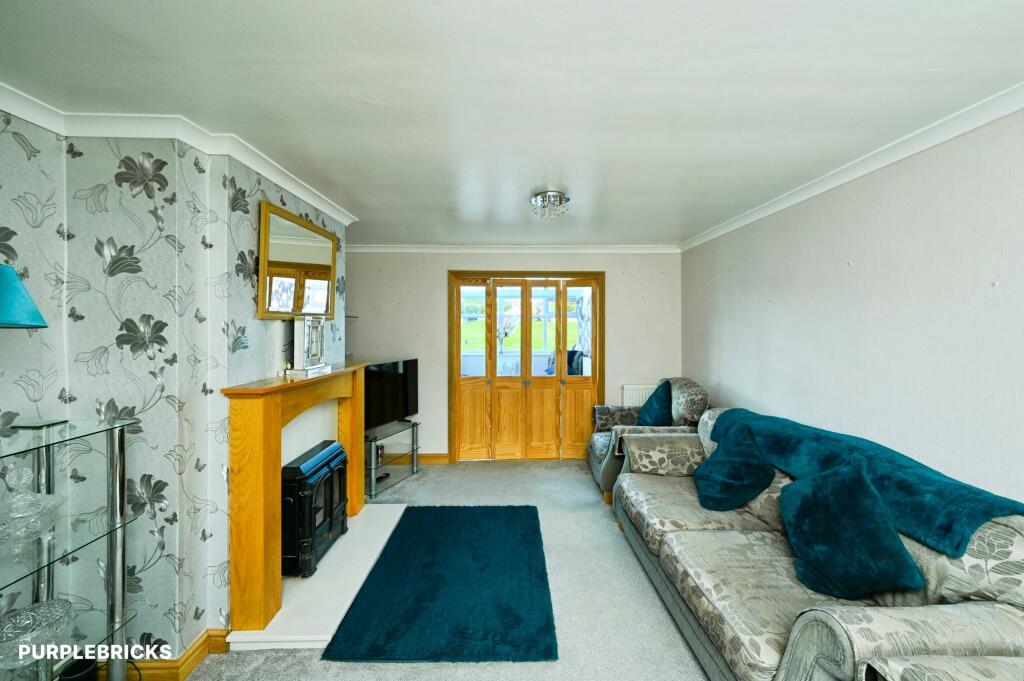 House in Bolsover, South Normanton - More