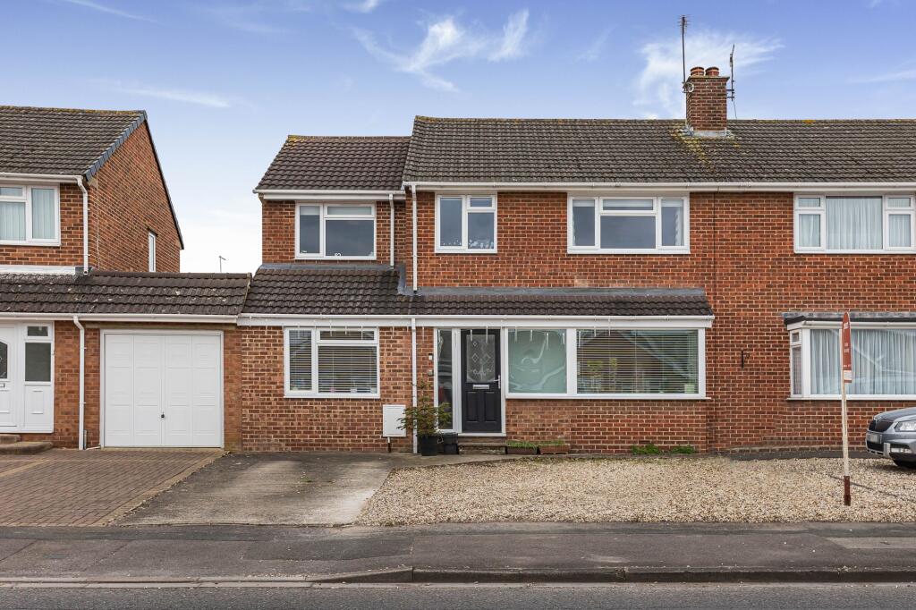 Main image of property: Thames Avenue, Swindon, SN25
