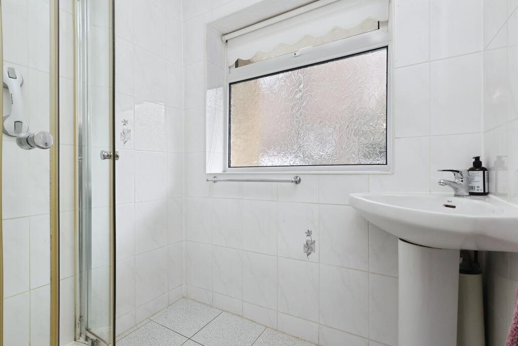 Additional image 12 of Ogden Crescent, Bradford, BD13