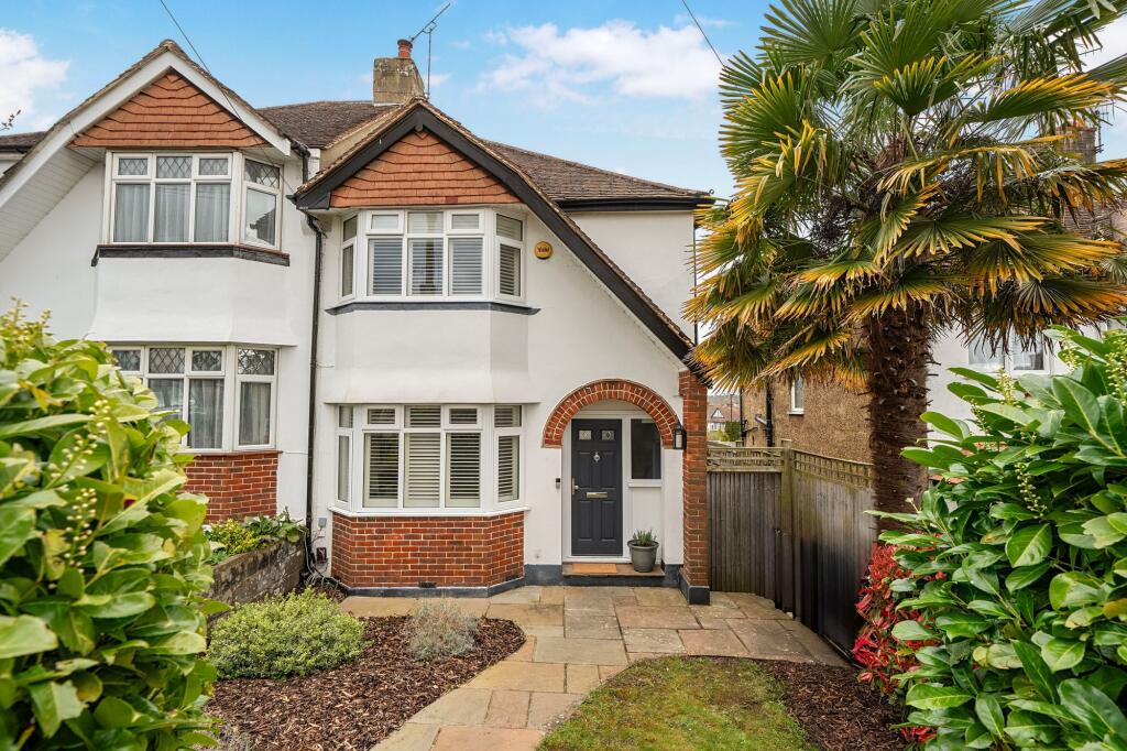 Main image of property: Lyndhurst Road, Coulsdon, CR5