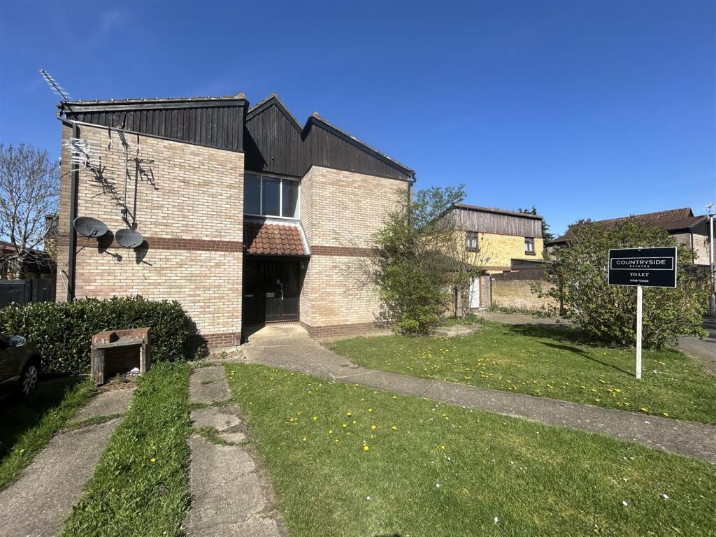 Main image of property: Oakdene Road, Pitsea, Essex