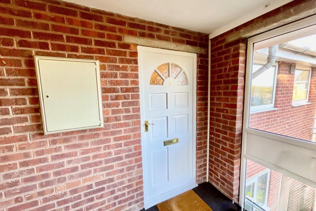 Apartment in Sheffield - View 3