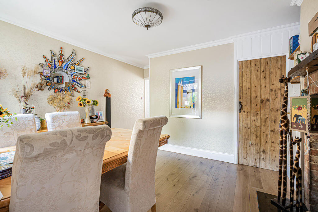 House in Royston - More