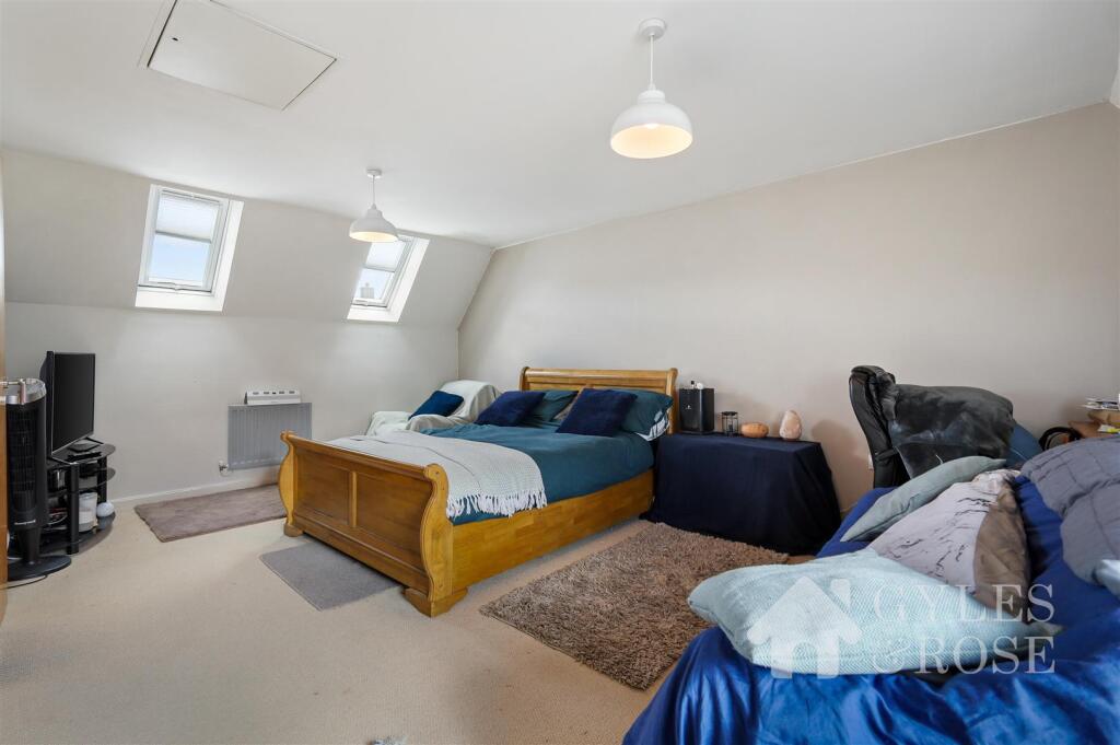 4-bed semi-detached on Kirk Way, Colchester, £375,000