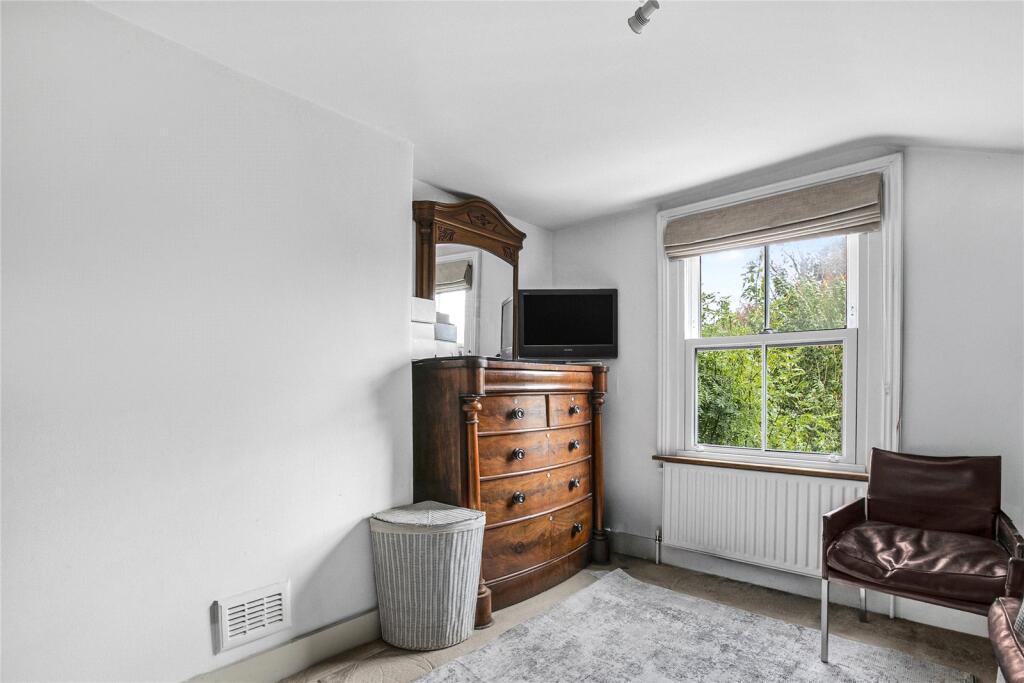 House in London - More
