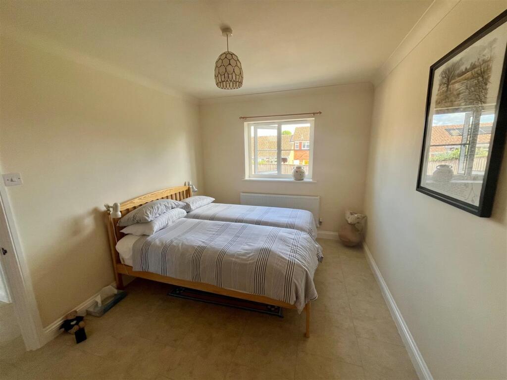 House in Salisbury, Dinton - View 5
