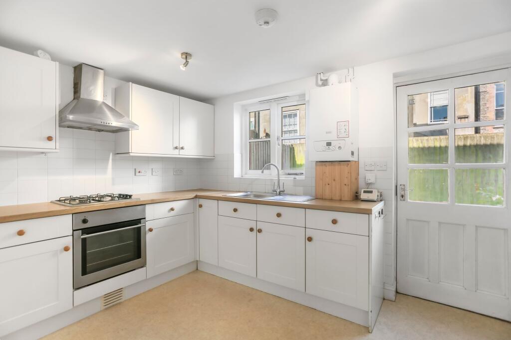 House in Hove, Brighton and Hove - View 4