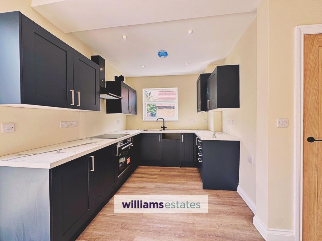 House in Rhyl - View 3