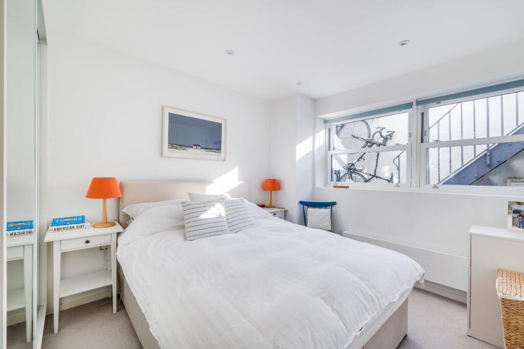 Apartment in London, Sands End, Fulham - View 4