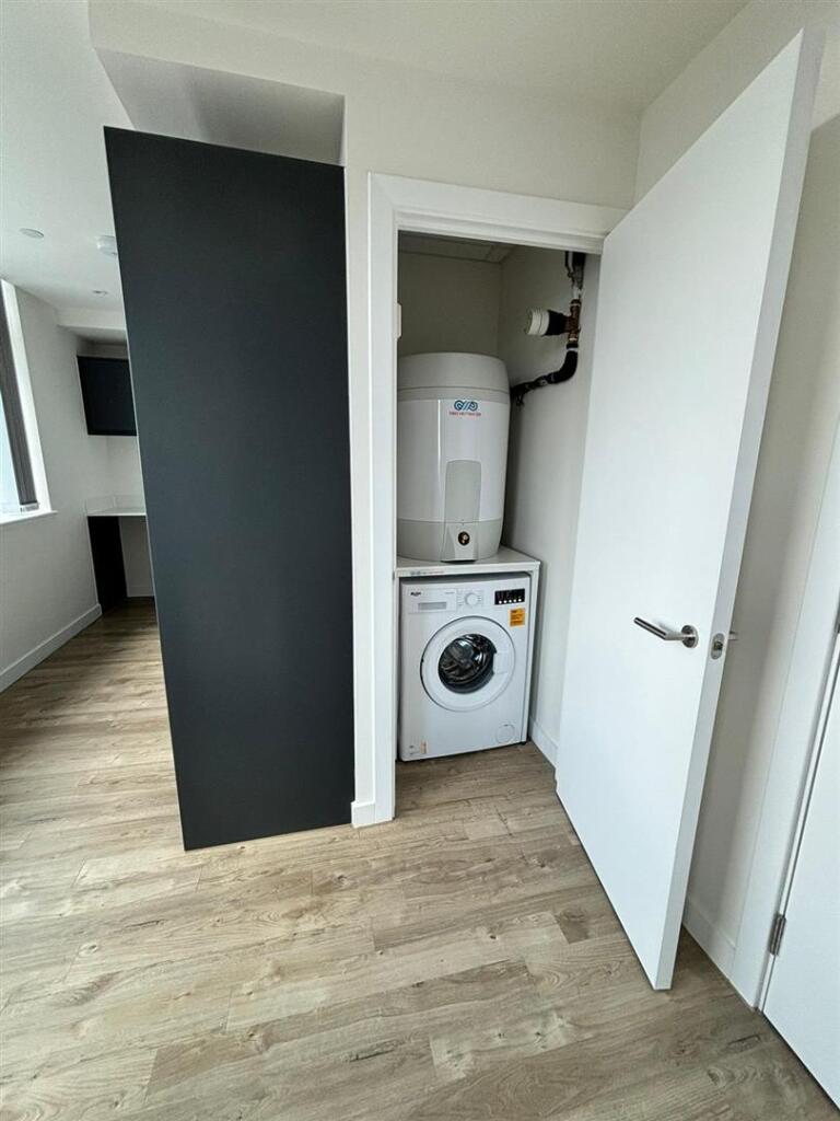 Apartment in Manchester - More