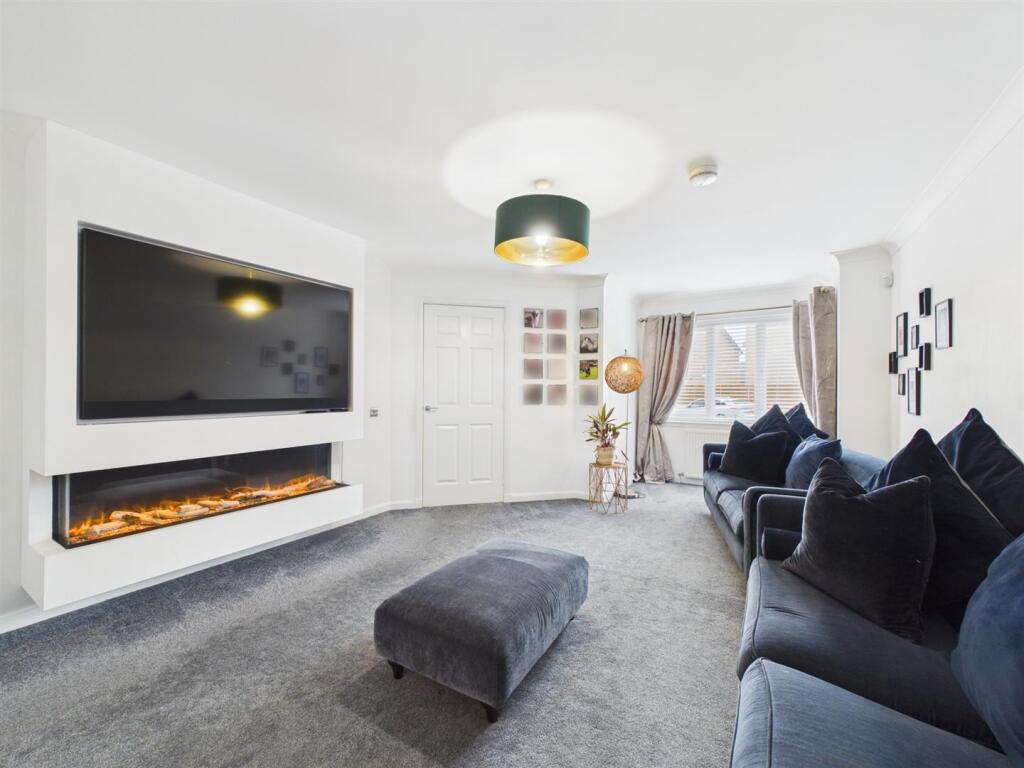 House in Paisley - View 2