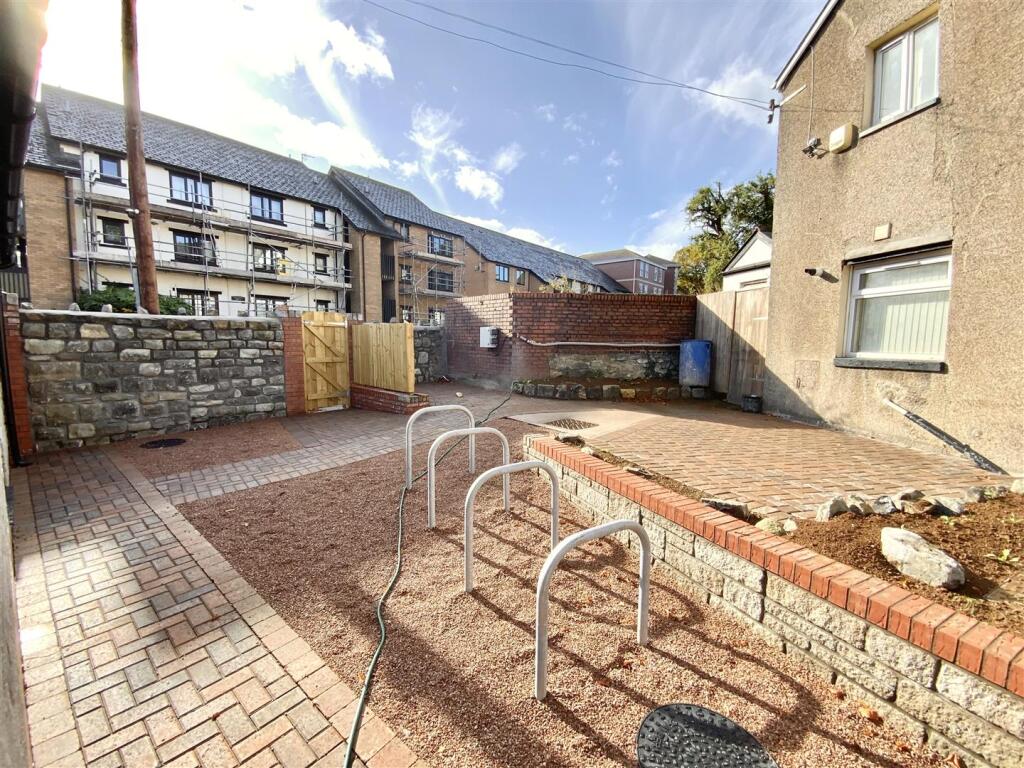 Property photo 11